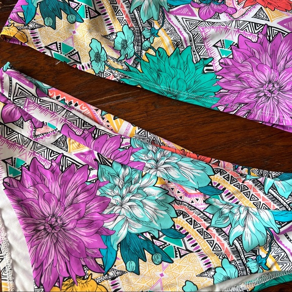 Body Glove Strapless Bikini set - Picture 2 of 5